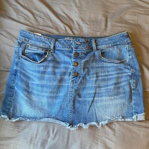 Women’s size 16 AE denim skirt